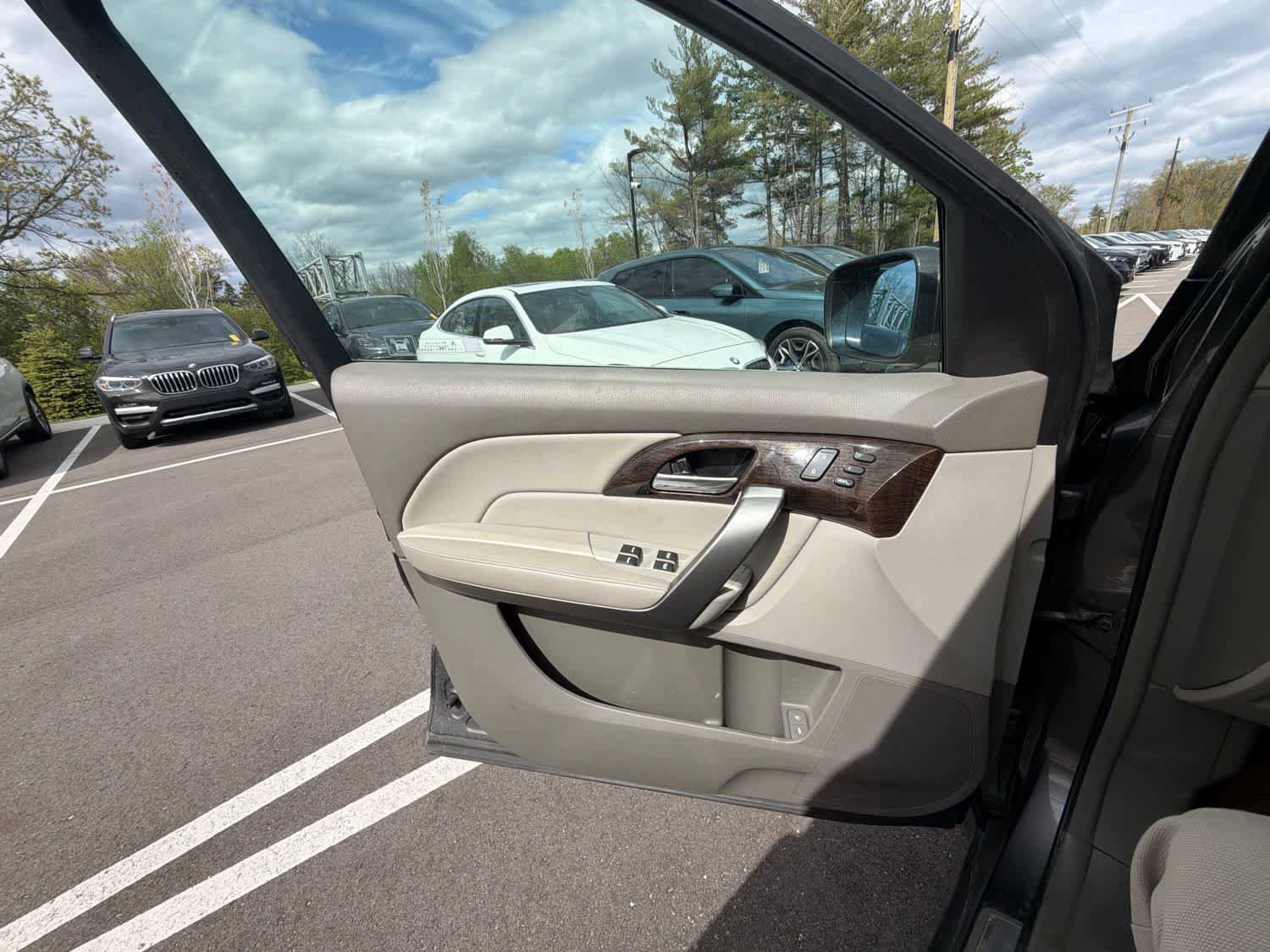 Used 2012 Acura MDX w/ Technology Package AWD/4WD image 8