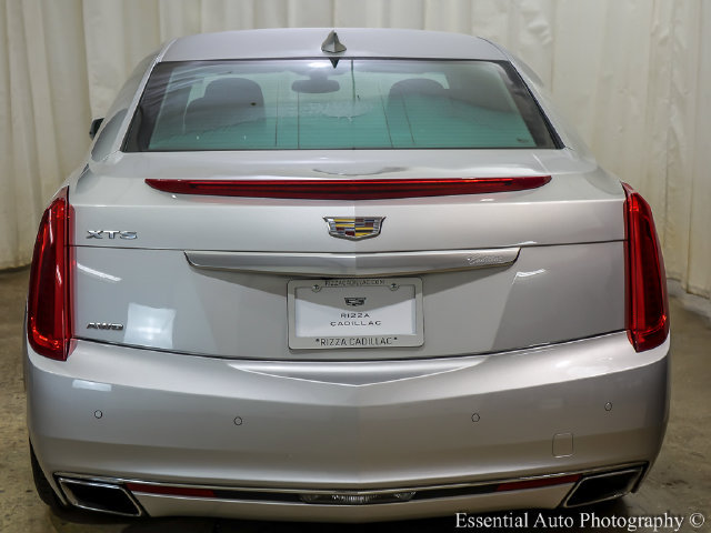 Used 2017 Cadillac XTS Luxury AWD/4WD image 7