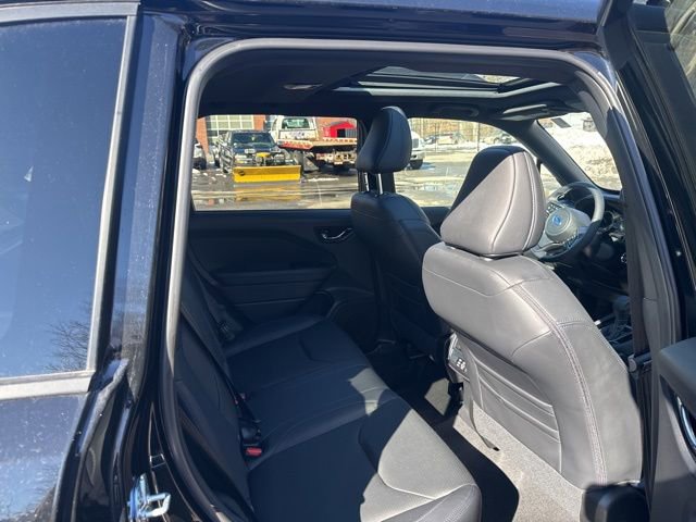 Used 2025 Subaru Forester Limited image 13