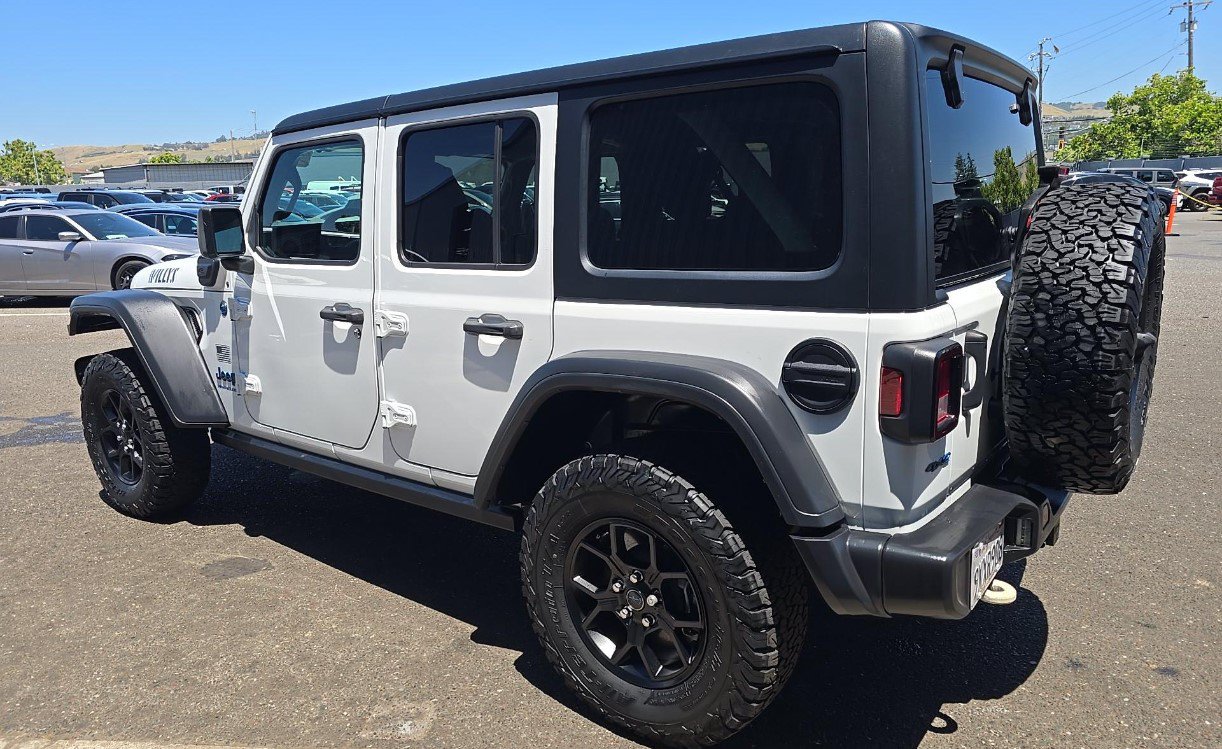 Used 2024 Jeep Wrangler Unlimited AWD/4WD image 6