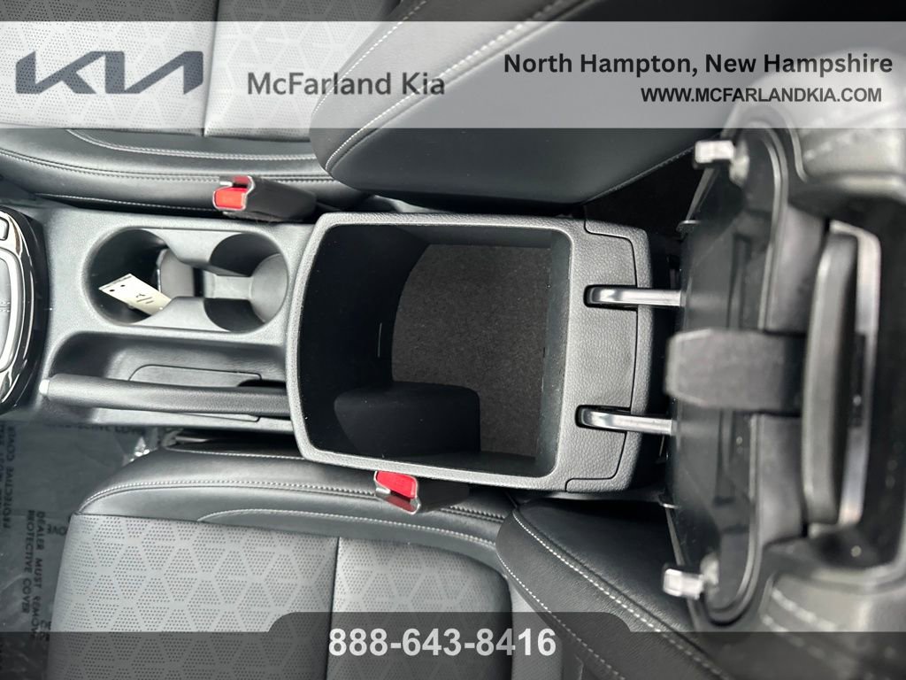 Used 2024 Kia Seltos EX image 32