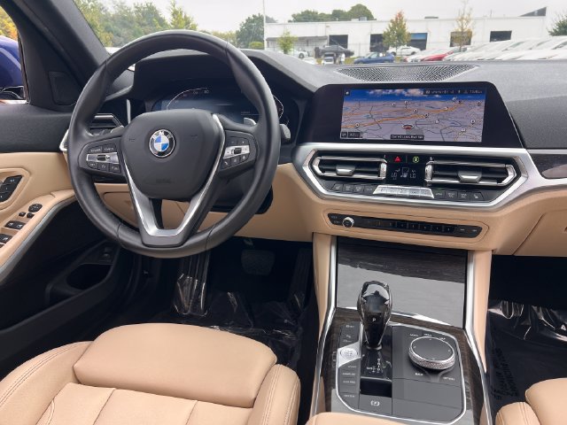 Used 2019 BMW 330i Sedan w/ Convenience Package RWD image 17