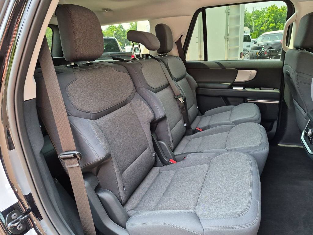New 2026 Ford Expedition Active AWD/4WD image 25