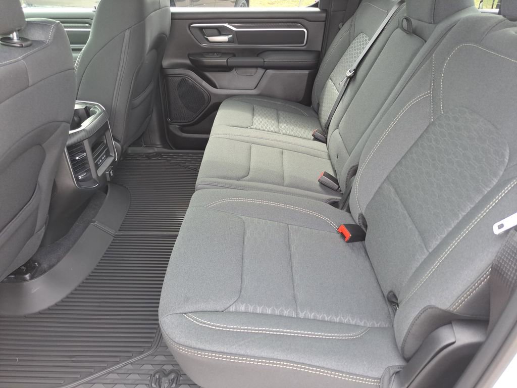 New 2026 RAM 1500 4x4 Crew Cab image 16
