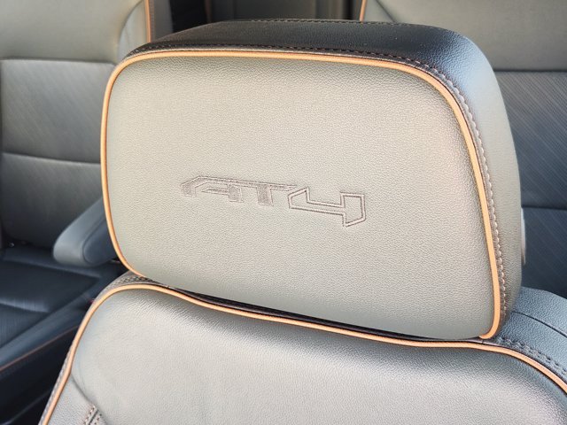 Used 2026 GMC Yukon XL AT4 w/ AT4 Premium Package AWD/4WD image 24
