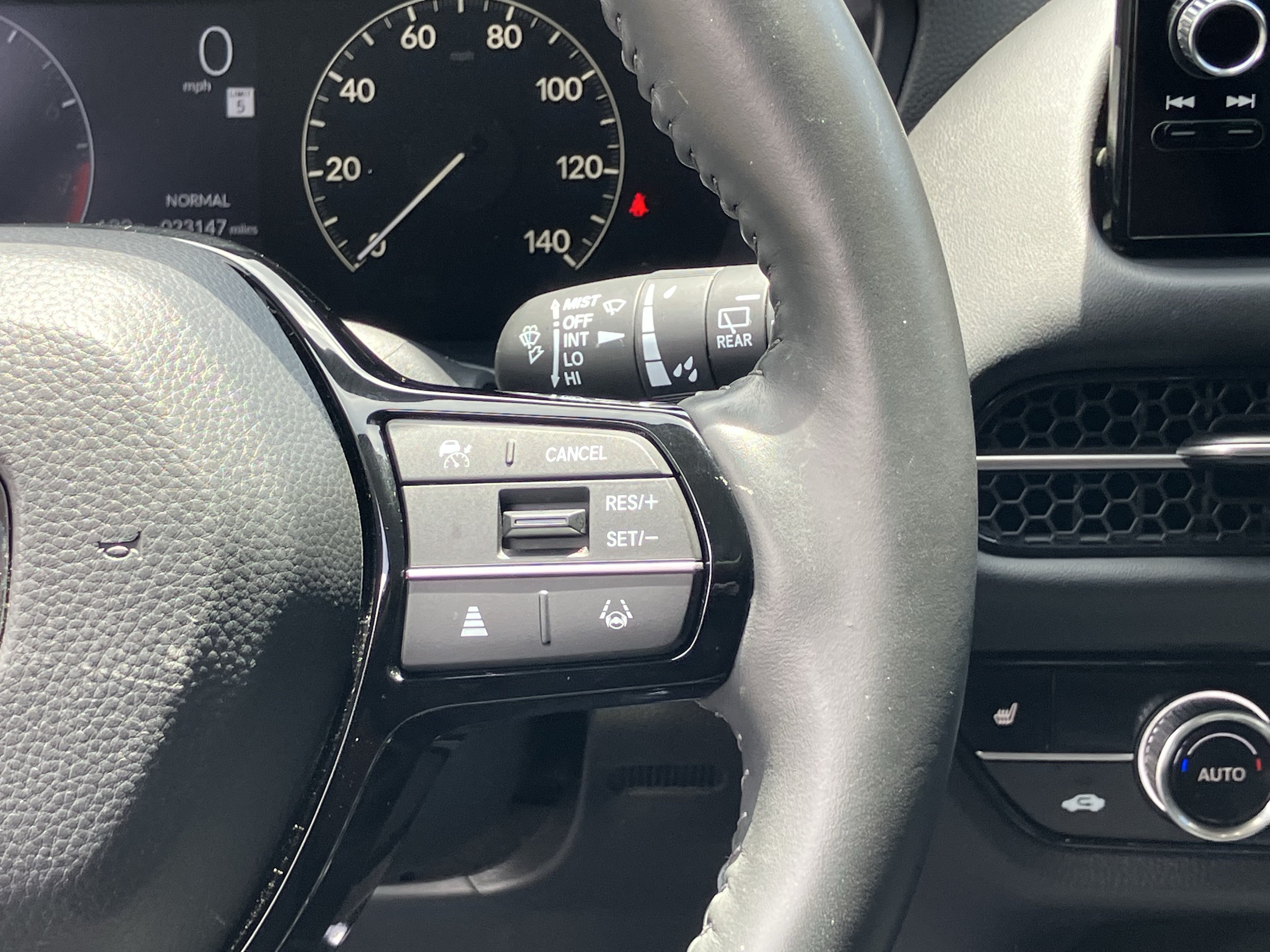 Used 2024 Honda HR-V EX-L image 22