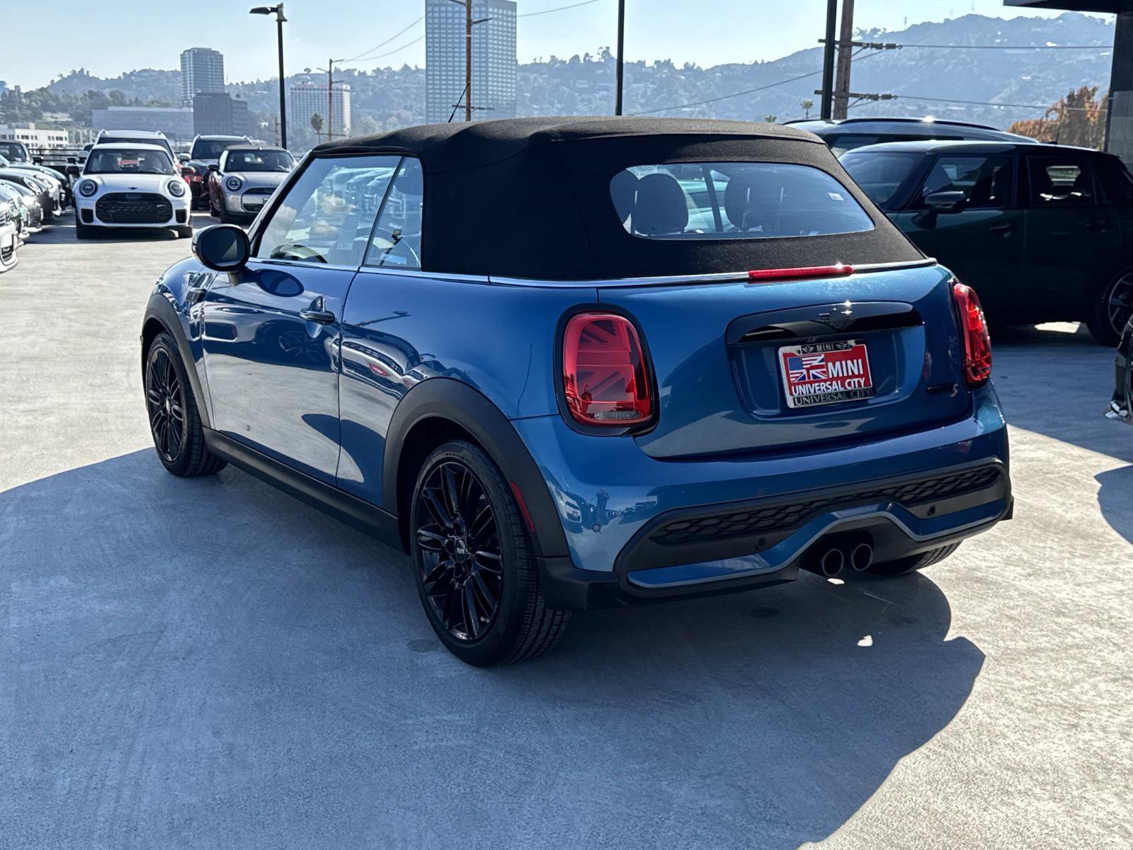 Certified 2023 MINI Cooper S image 3