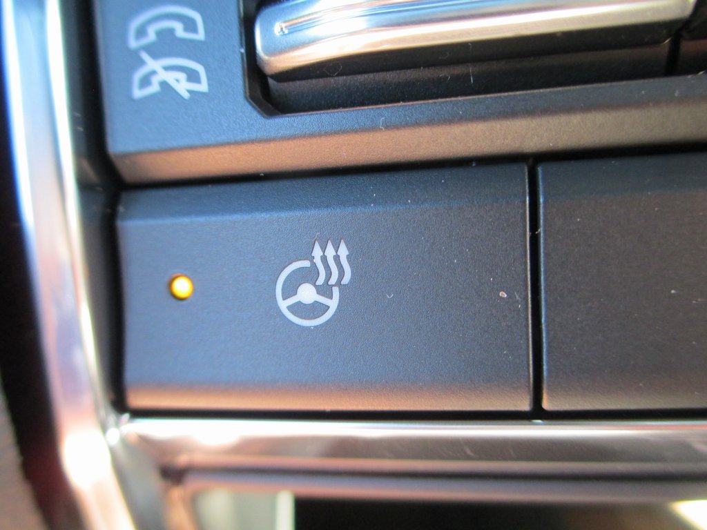 New 2026 GMC Acadia Denali Ultimate w/ LPO, Floor Liner Package image 22