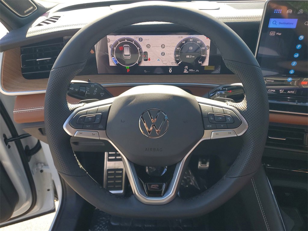 New 2026 Volkswagen Tiguan SEL R-Line image 28