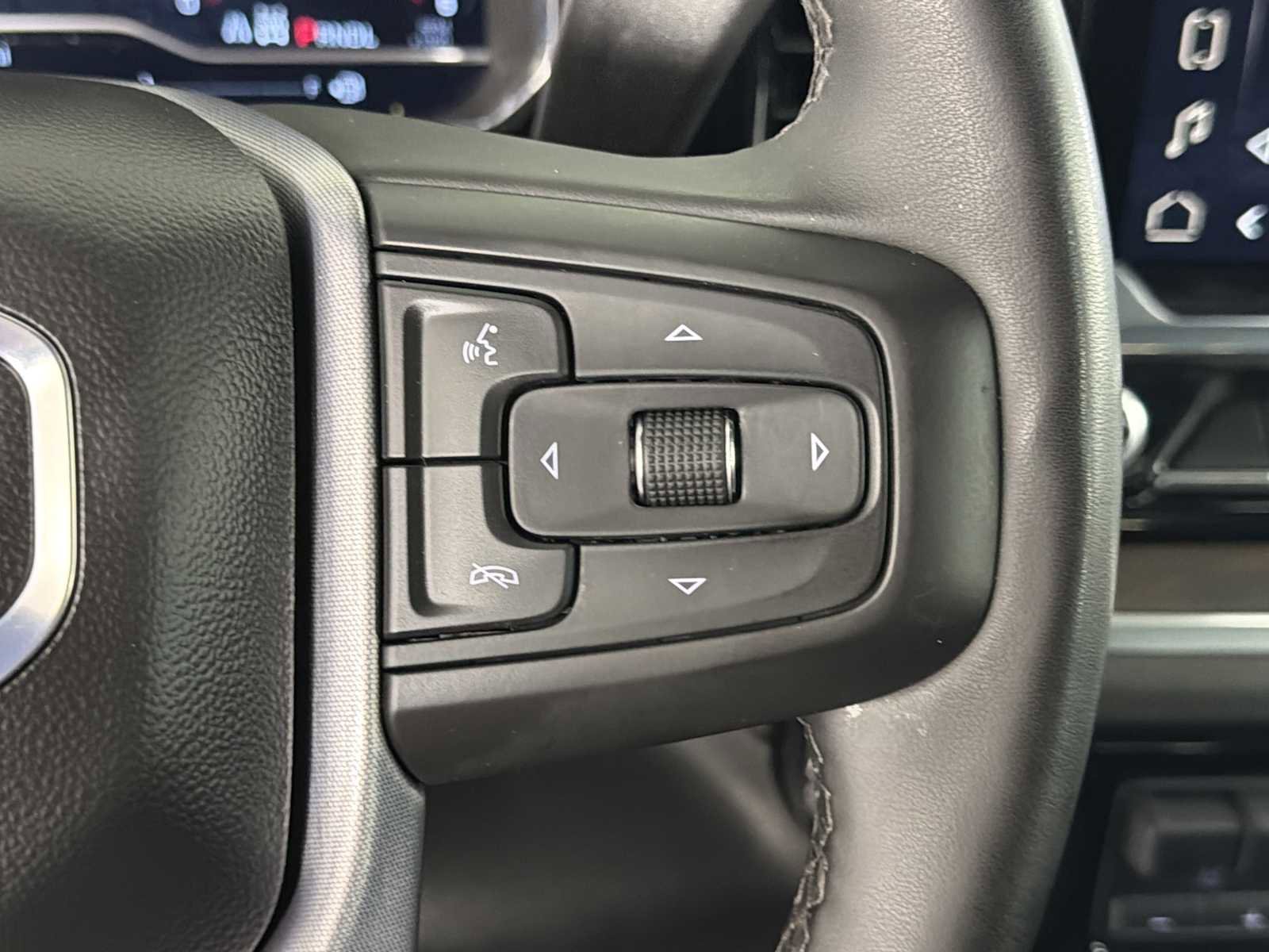 Used 2025 GMC Sierra 1500 SLT image 25