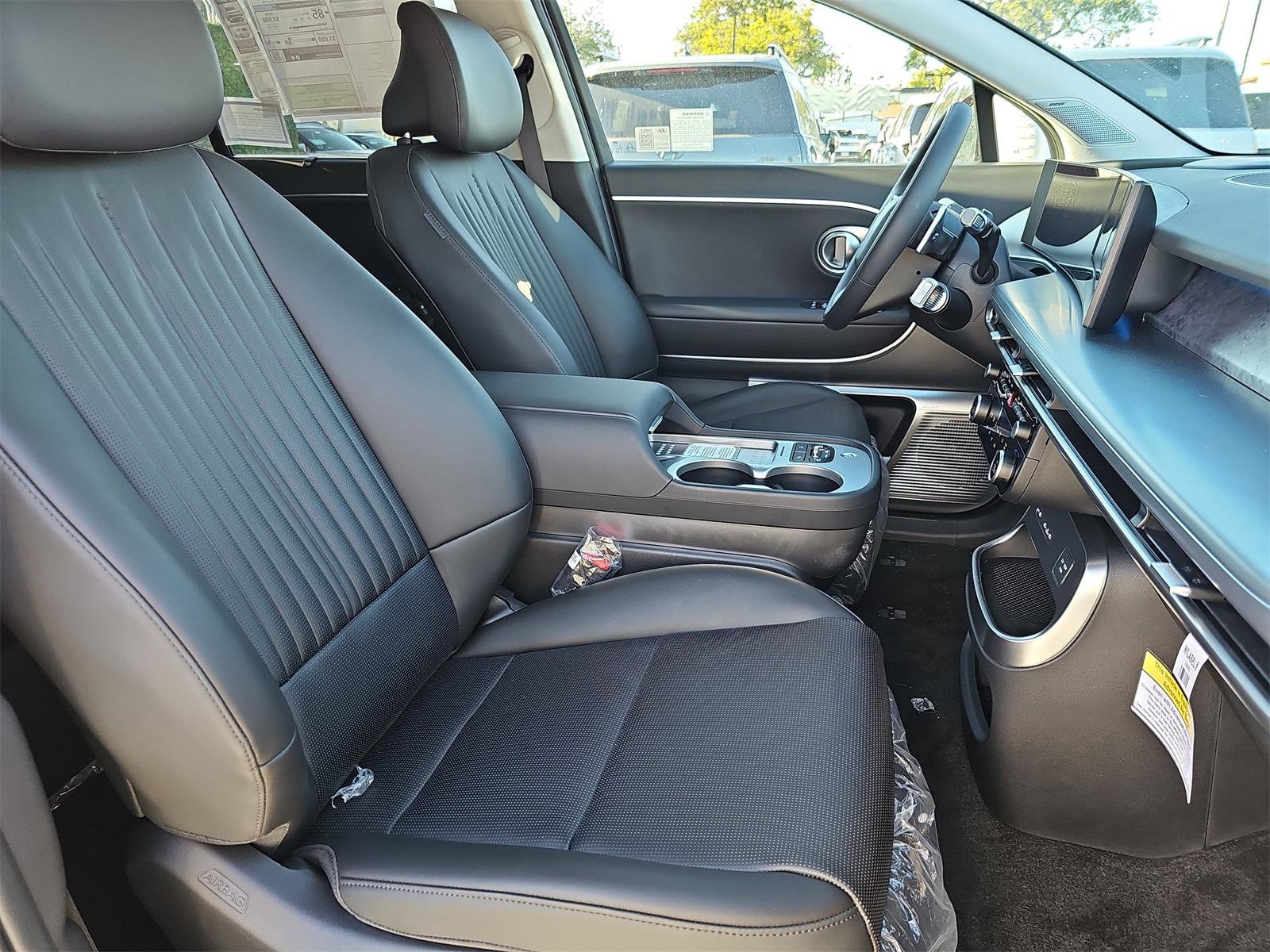 New 2026 Hyundai Ioniq 9 Calligraphy image 10