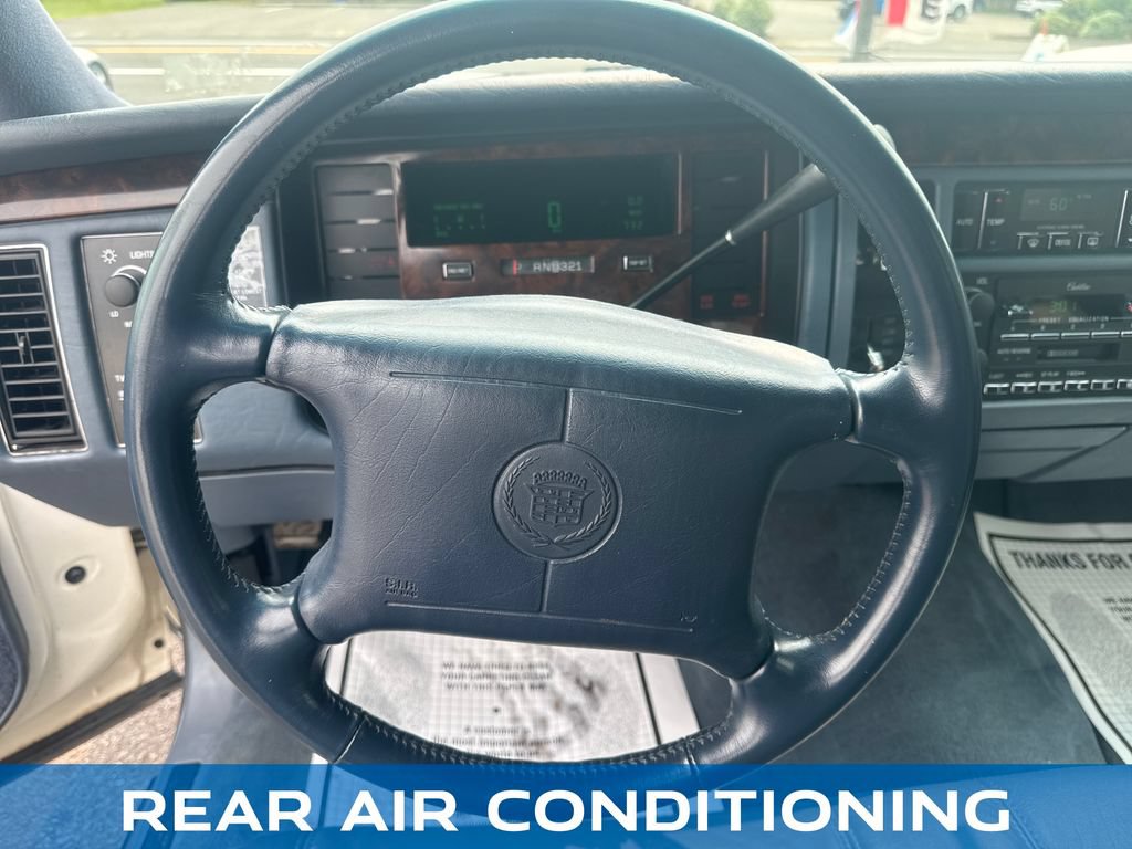 Used 1995 Cadillac Fleetwood Brougham RWD image 14