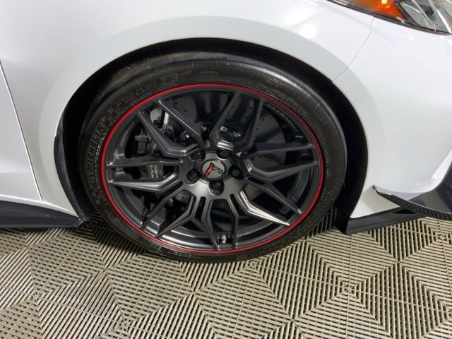 Used 2023 Chevrolet Corvette Z06 w/ Z07 Performance Package image 35