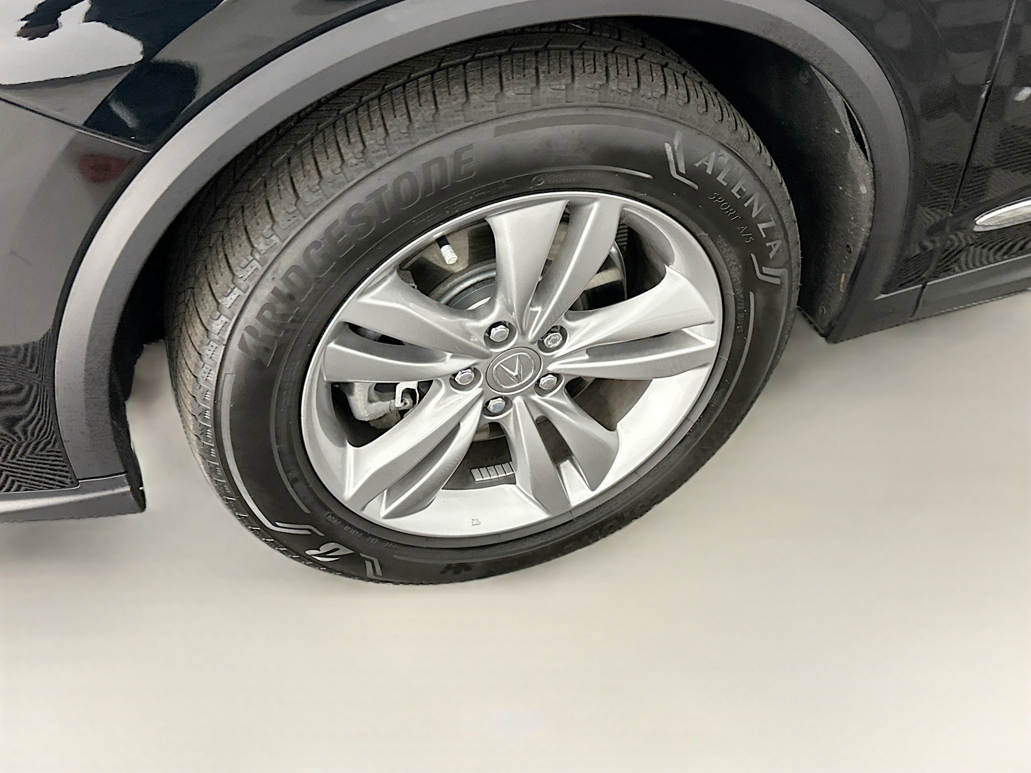 Used 2025 Acura MDX SH-AWD image 11