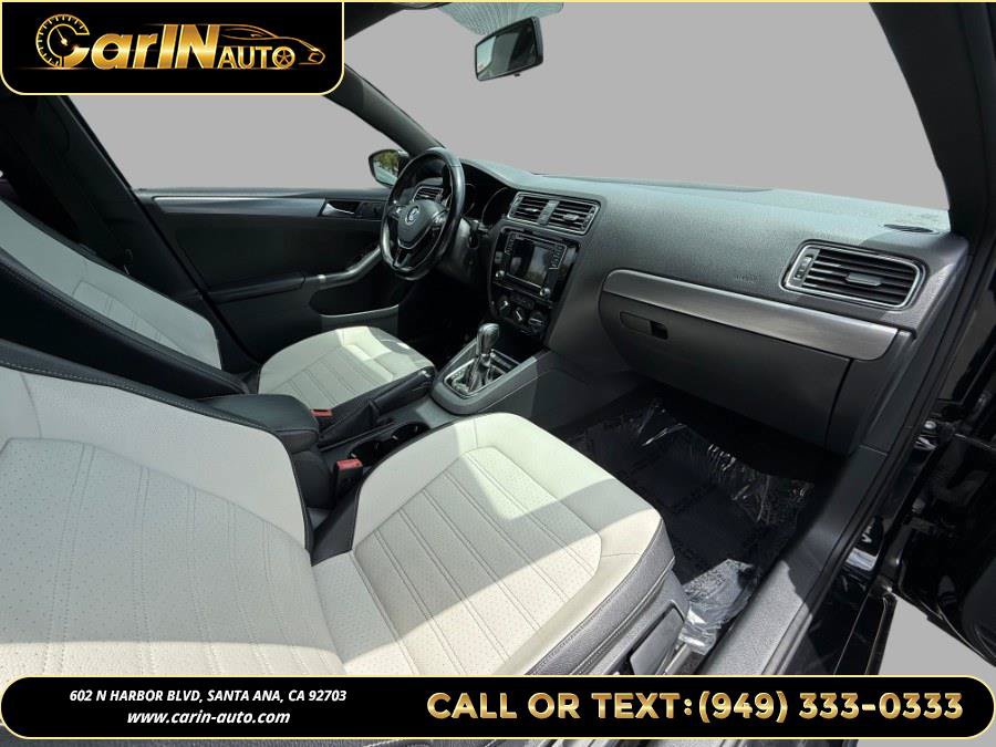 Used 2016 Volkswagen Jetta Sport FWD image 16