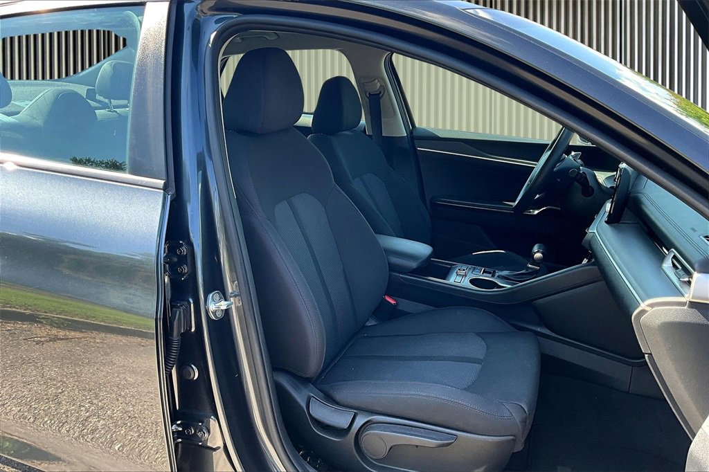 Used 2023 Kia K5 LXS image 7