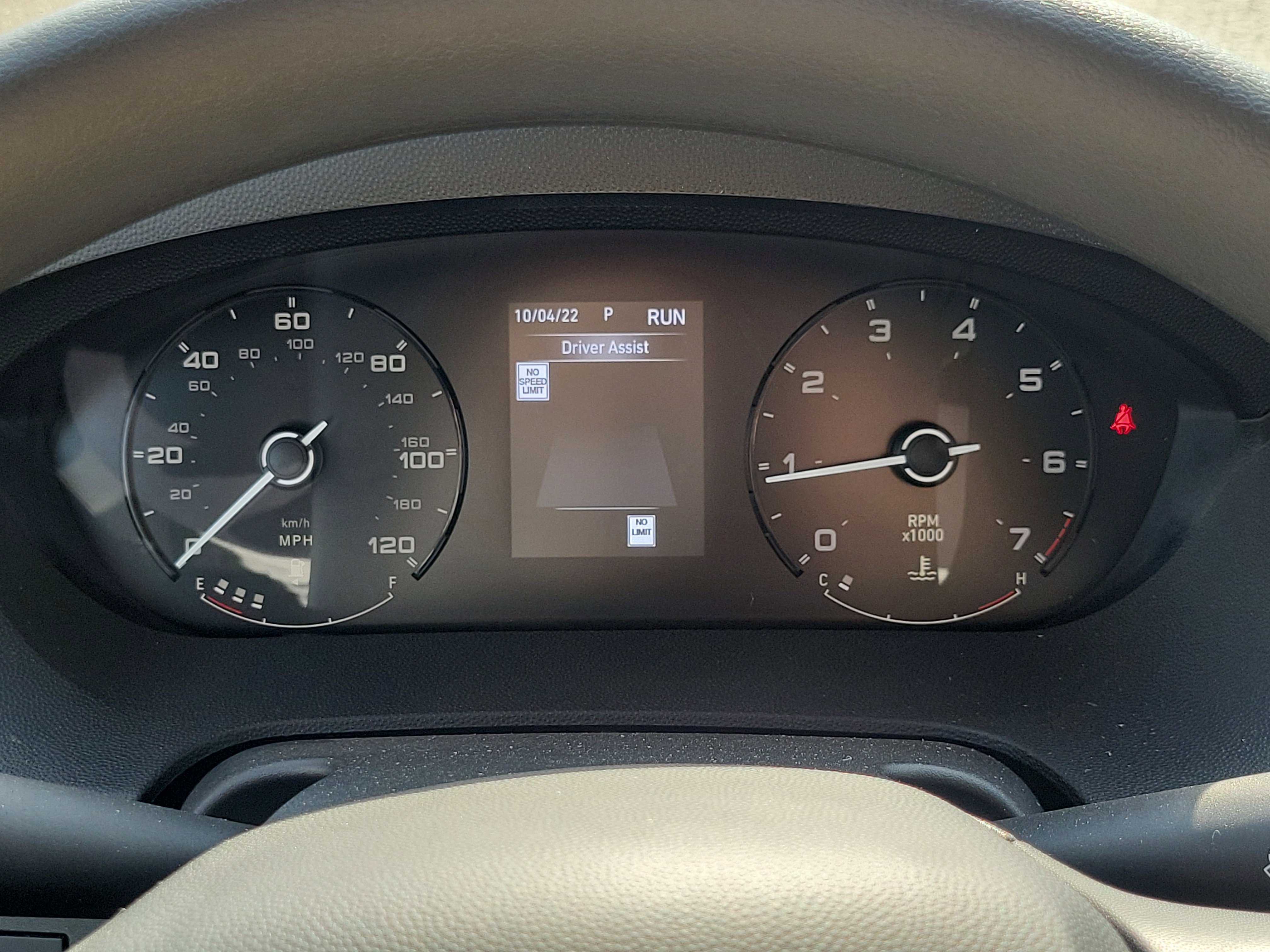 Used 2025 RAM ProMaster 2500 w/ Storage Group image 9