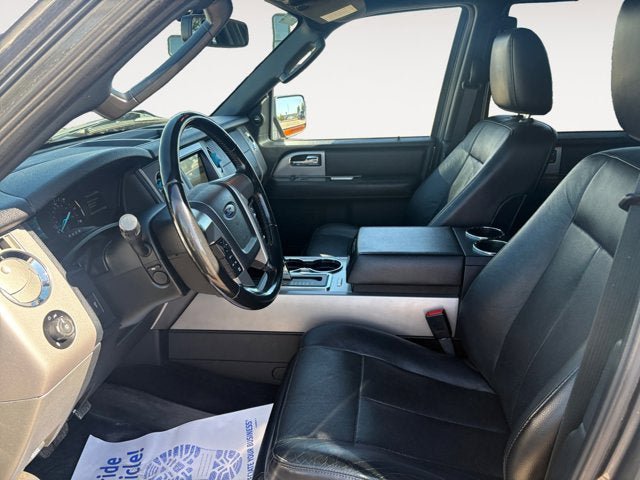 Used 2017 Ford Expedition Limited w/ Equipment Group 301A AWD/4WD image 9