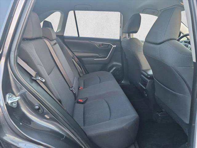 Used 2019 Toyota RAV4 LE w/ Carpet Mat Package FWD image 18