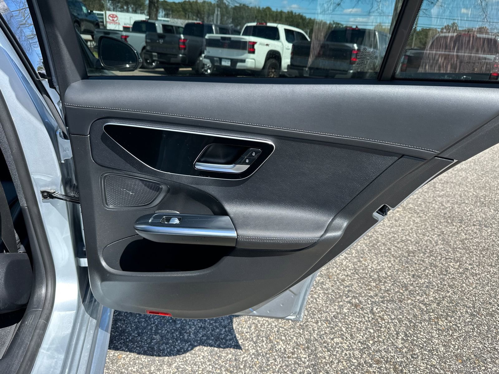 Used 2023 Mercedes-Benz C 300 4MATIC Sedan image 14