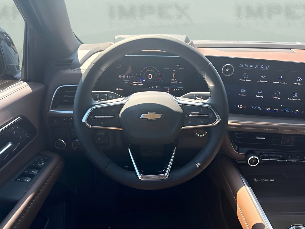 Used 2026 Chevrolet Suburban High Country RWD image 17