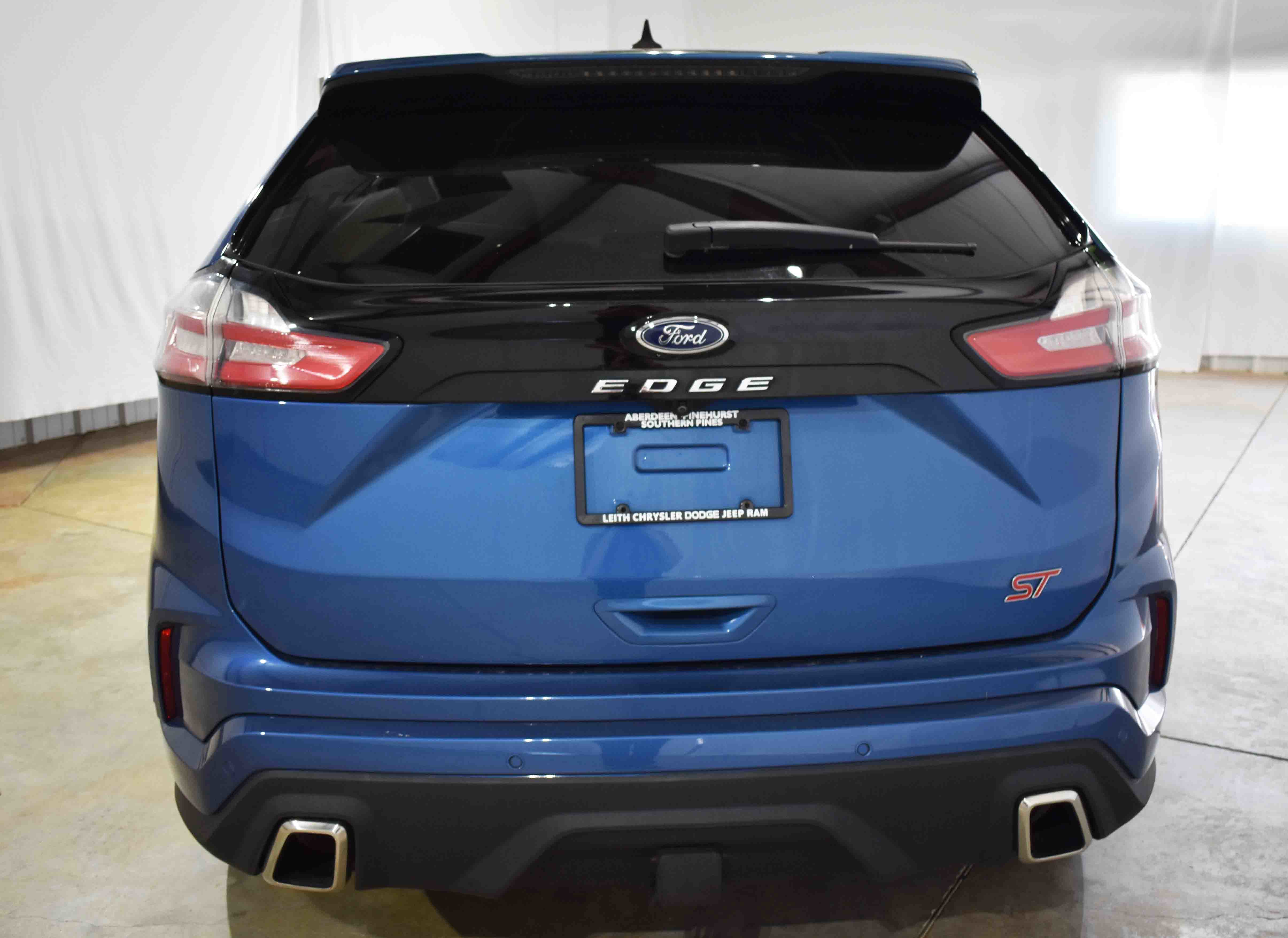 Used 2021 Ford Edge ST w/ Equipment Group 401A image 8