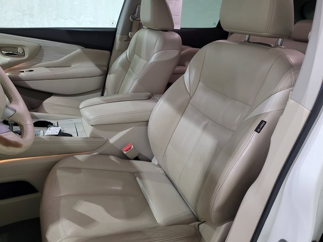 Used 2017 Nissan Murano Platinum image 10