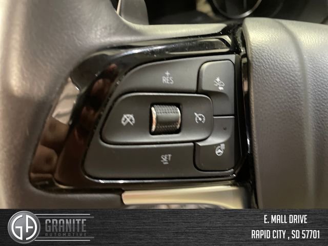 Used 2023 Buick Enclave Premium AWD/4WD image 31