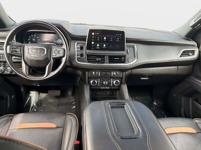 Used 2022 GMC Yukon XL AT4 w/ Technology Package image 12