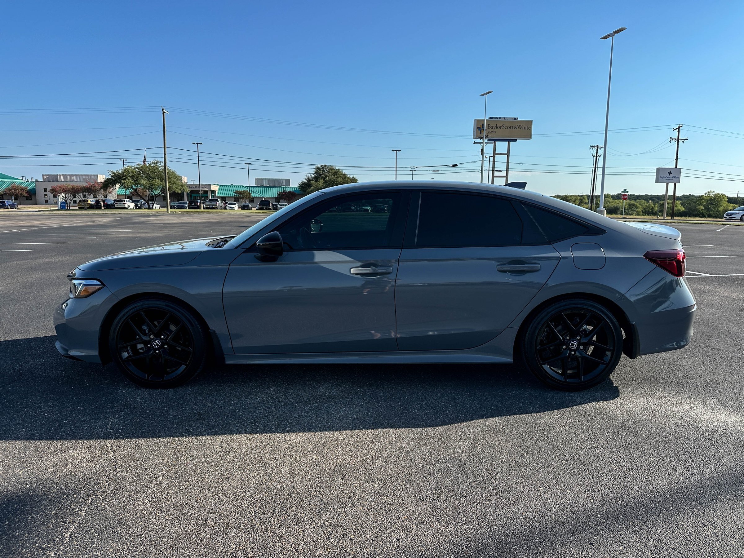 Used 2025 Honda Civic Sport image 9