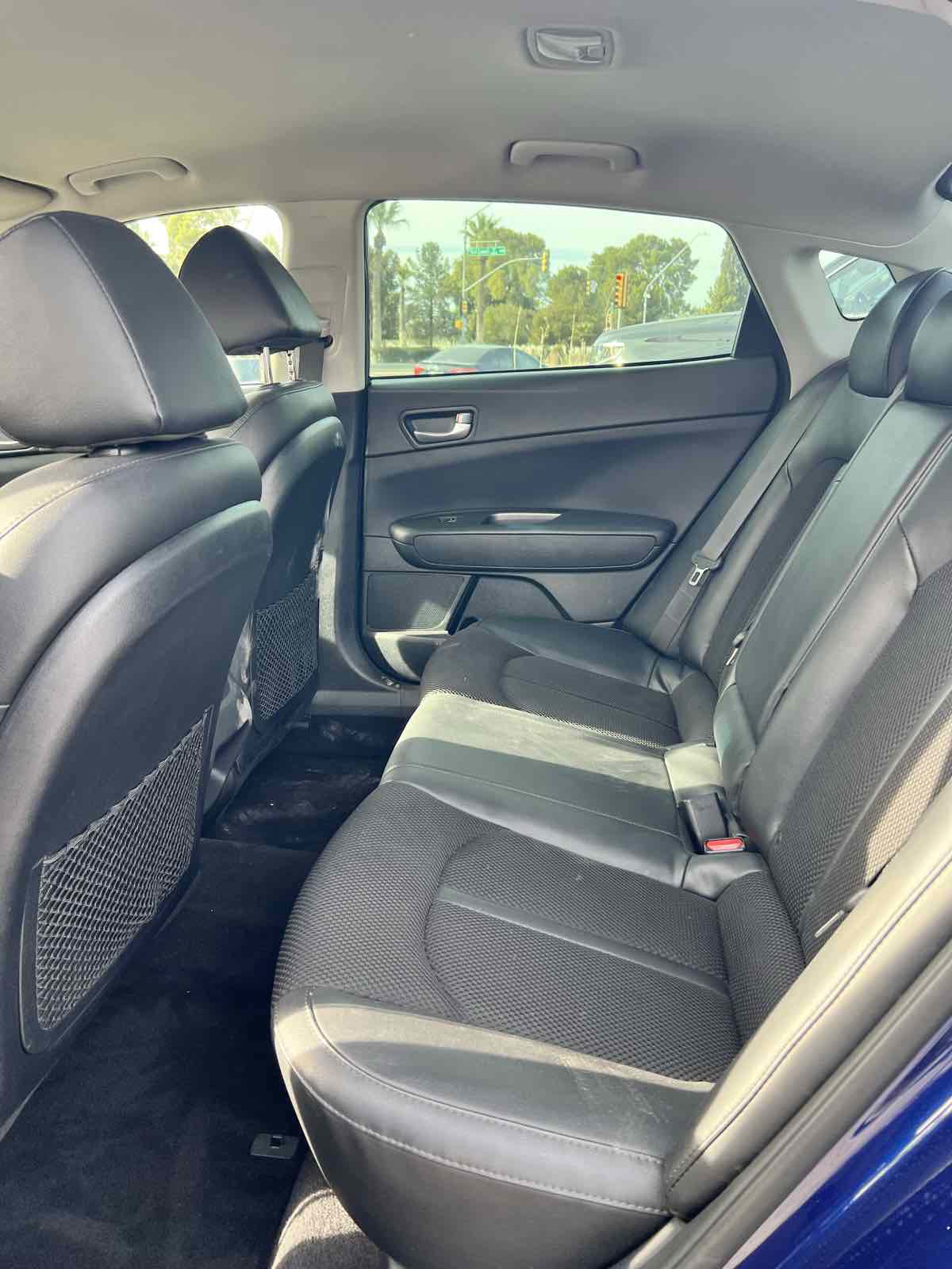 Used 2020 Kia Optima S image 23