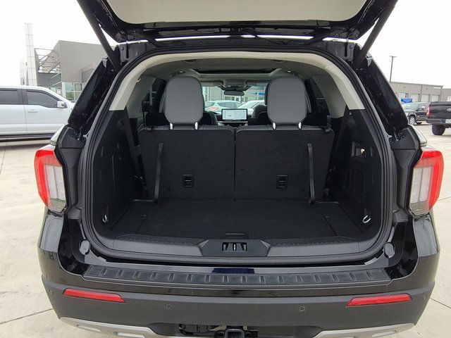 Used 2025 Ford Explorer Active w/ Active Comfort Package image 20