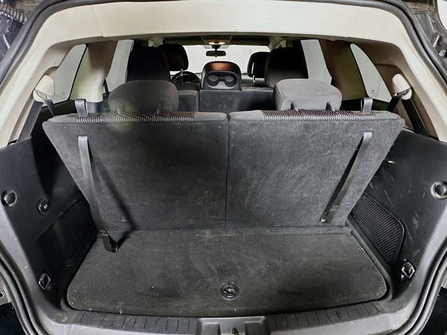 Used 2015 Dodge Journey SXT w/ Flexible Seating Group image 24