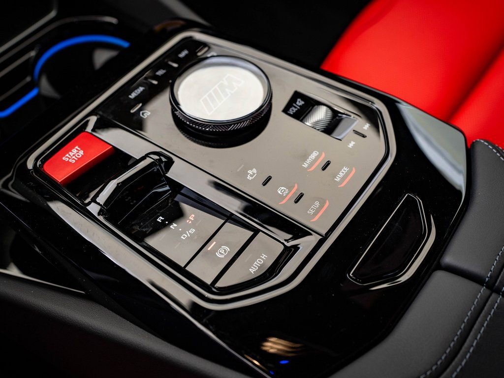 New 2026 BMW M5 w/ Executive Package image 31