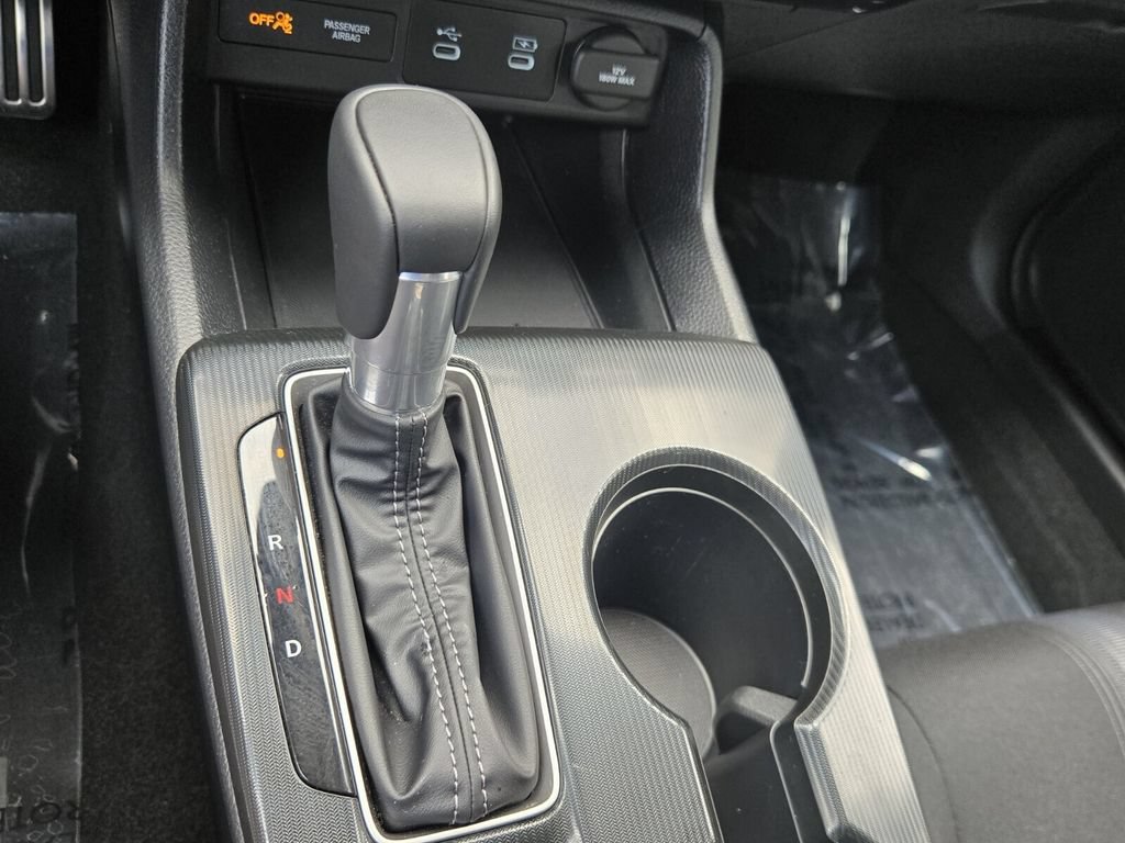 Used 2025 Honda Civic Sport image 19