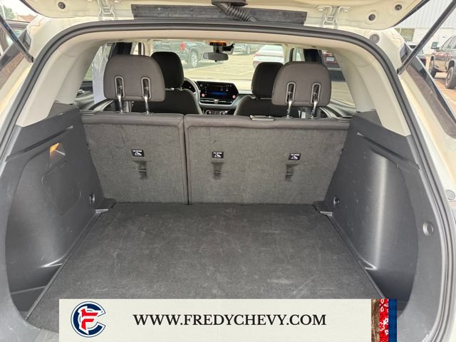 Used 2025 Chevrolet TrailBlazer LT AWD/4WD image 13
