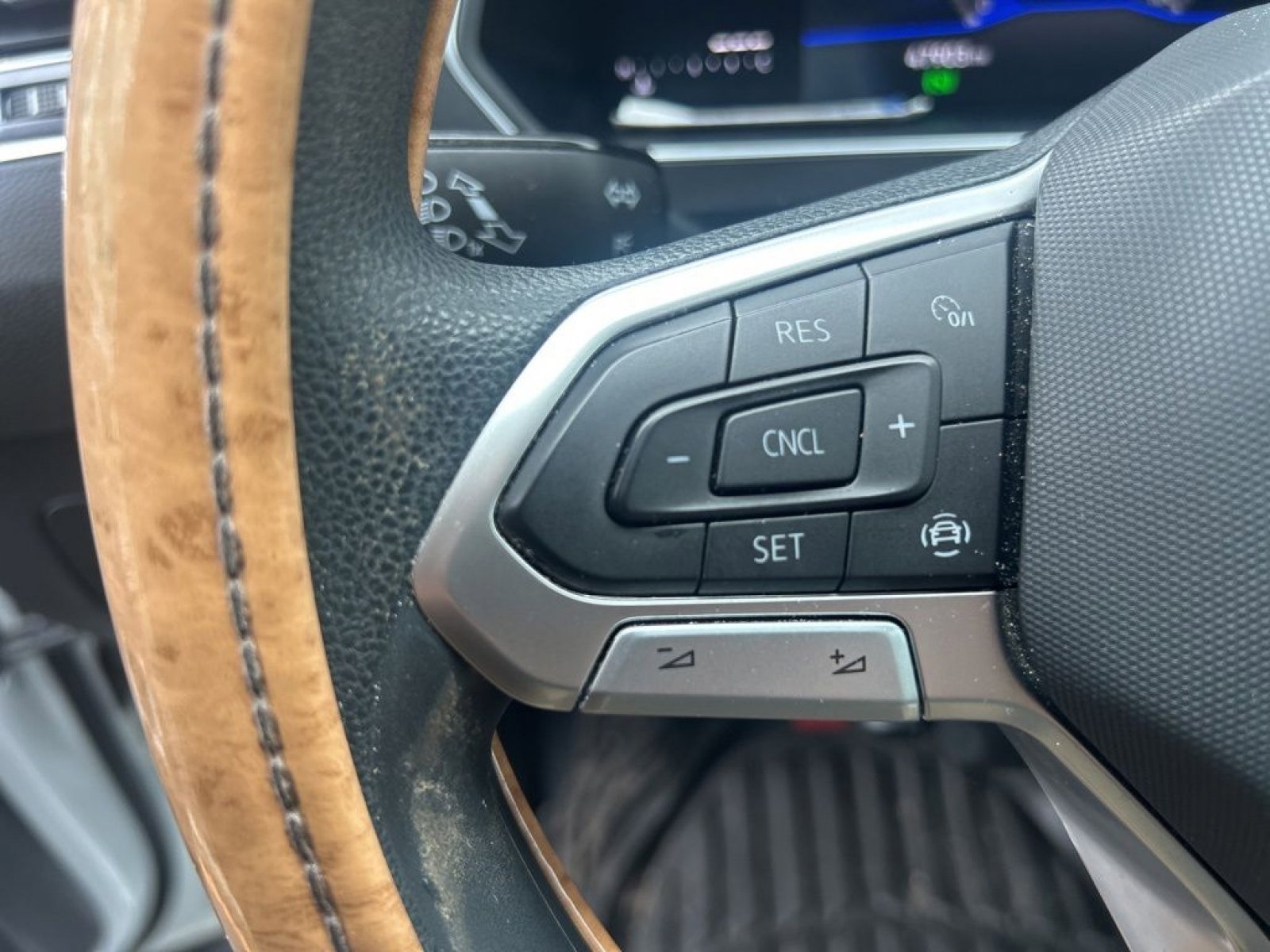 Used 2022 Volkswagen Tiguan S AWD/4WD image 13