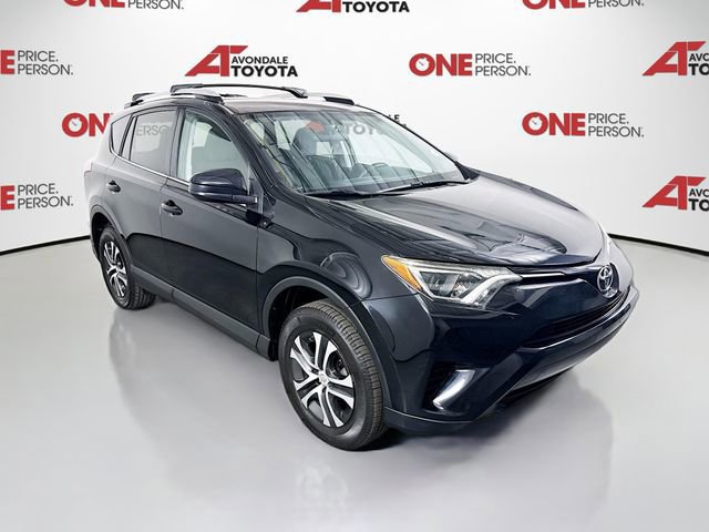Used 2016 Toyota RAV4 LE video 1