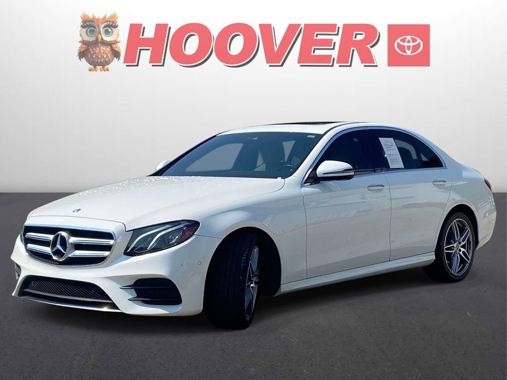 Used 2017 Mercedes-Benz E 300 4MATIC image 3
