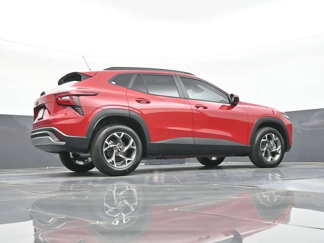 New 2026 Chevrolet Trax LT w/ Sunroof Package FWD image 42