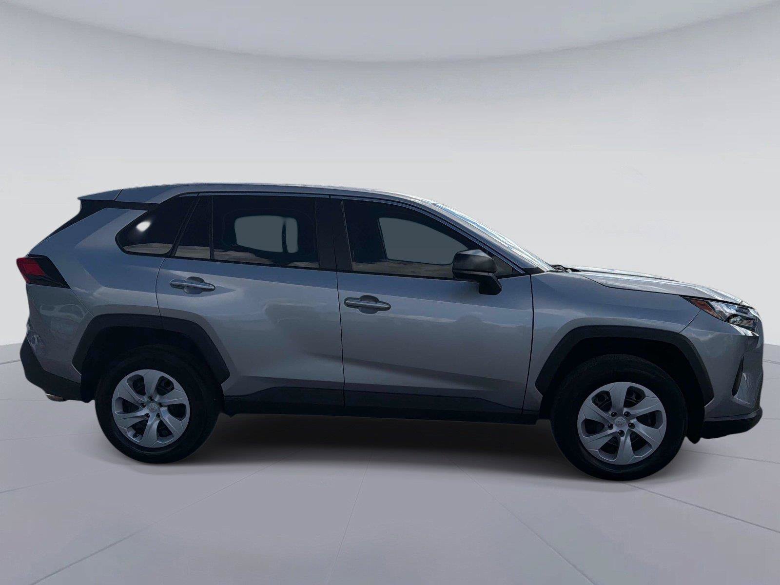 Used 2024 Toyota RAV4 LE FWD image 2