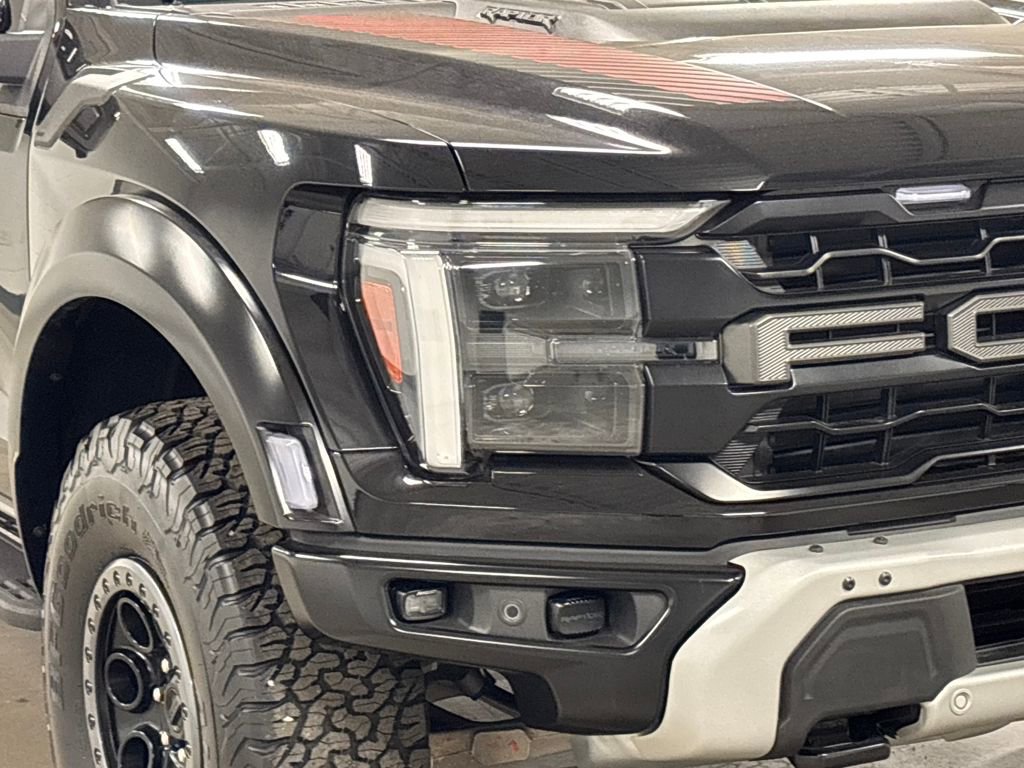 Used 2025 Ford F150 Raptor image 5