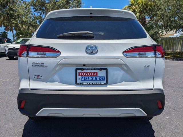 New 2024 Toyota Corolla Cross LE image 5