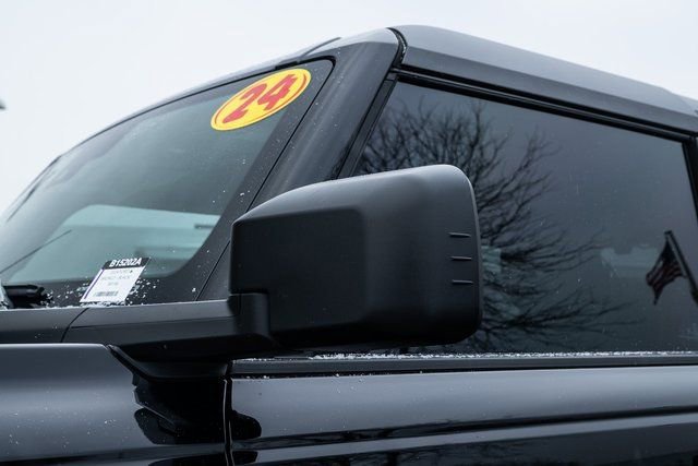 Used 2024 Ford Bronco Black Diamond image 12