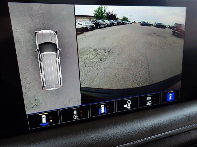 Used 2022 GMC Yukon SLT w/ SLT Luxury Package AWD/4WD image 27