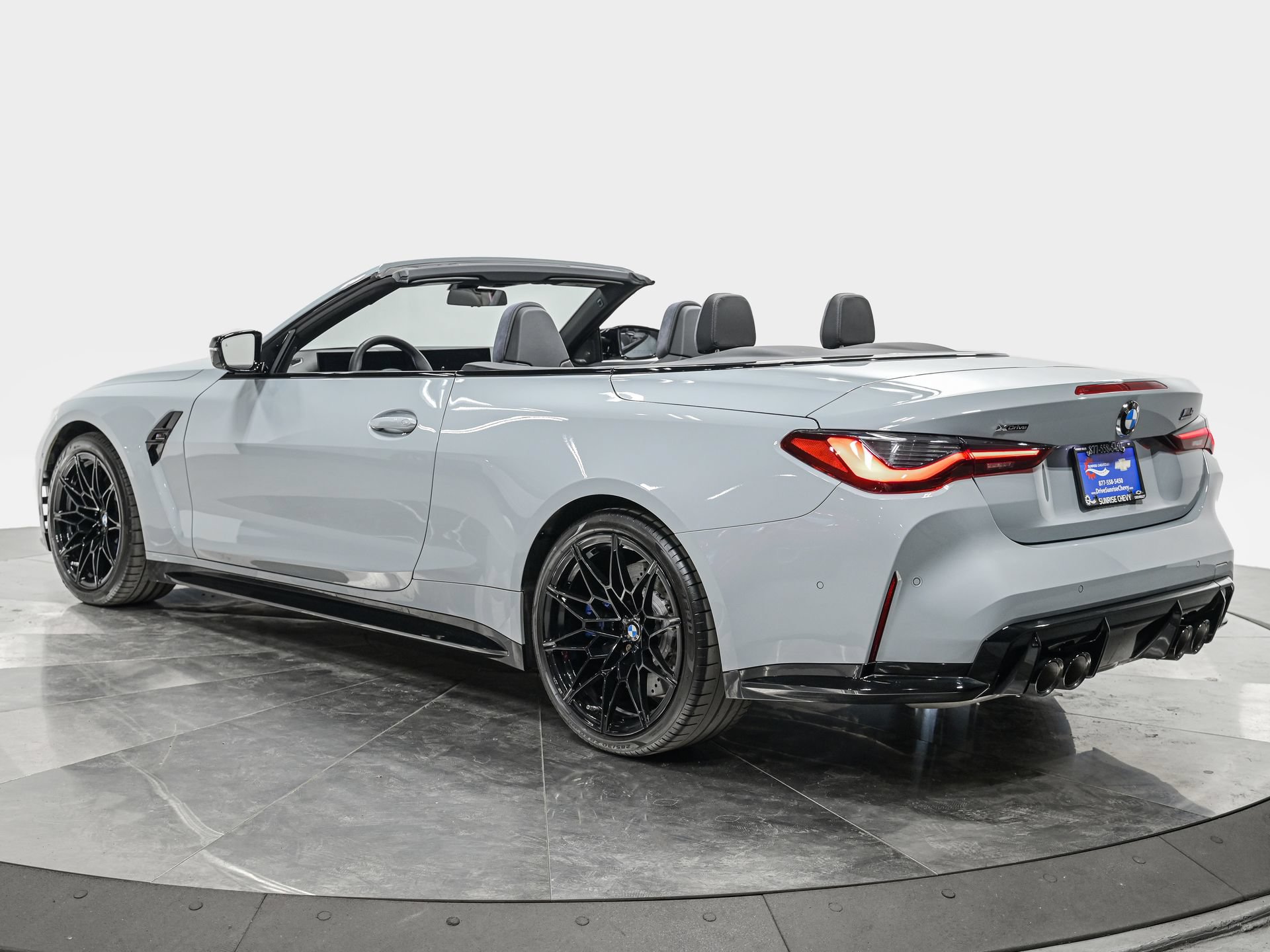 Used 2024 BMW M4 xDrive Competition w/ Executive Package AWD/4WD image 4
