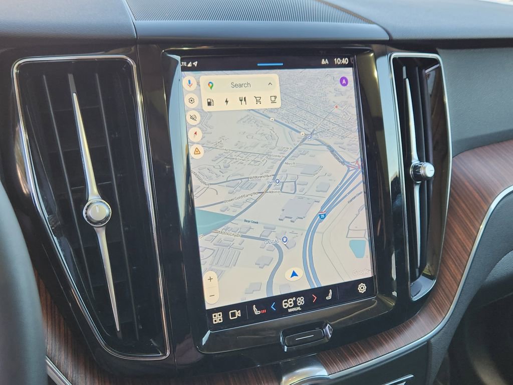 Used 2023 Volvo XC60 T8 Plus image 12