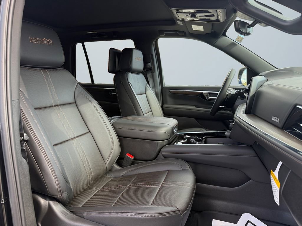 New 2025 Chevrolet Tahoe High Country image 15