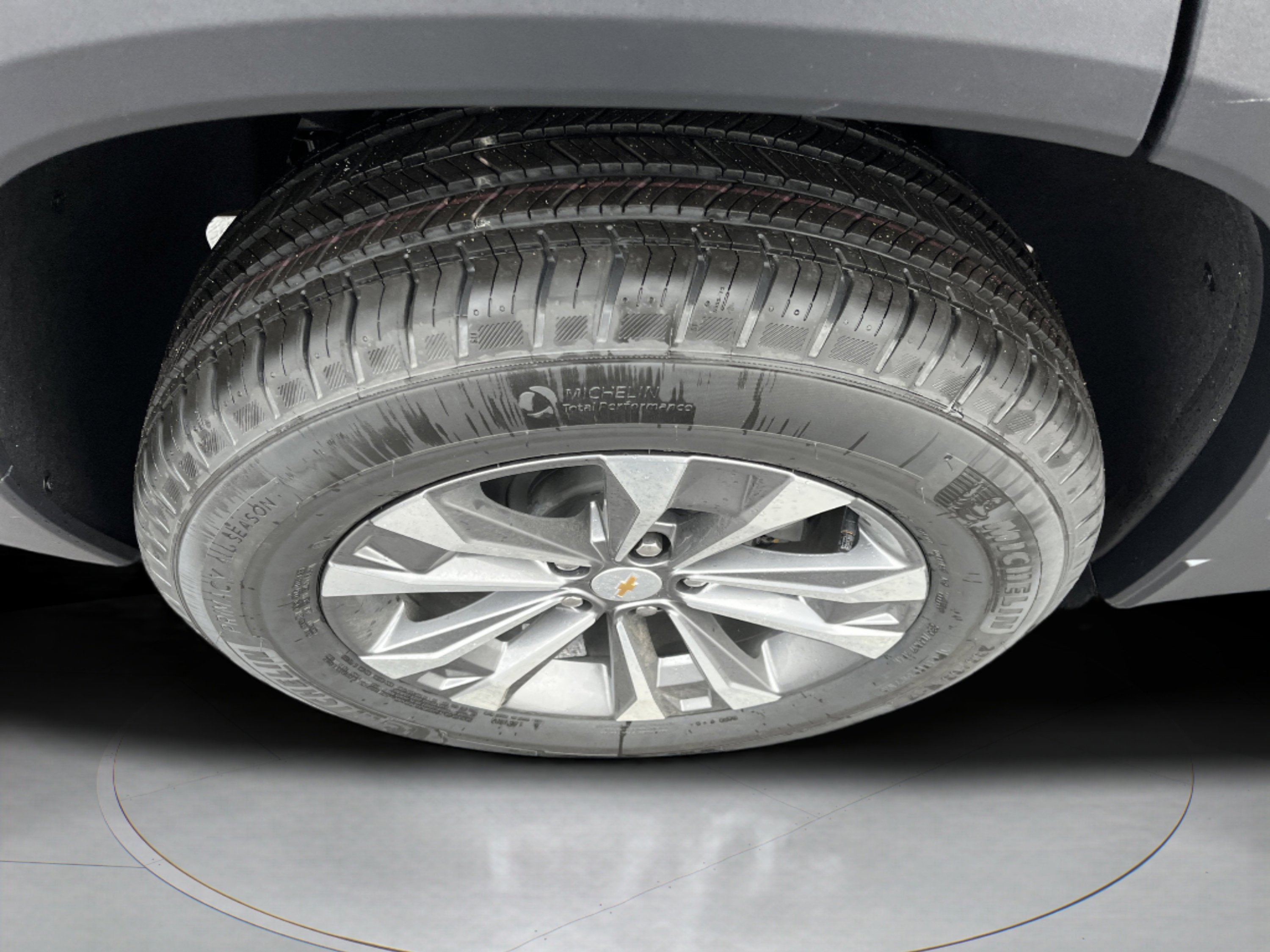 New 2026 Chevrolet Equinox LT image 9