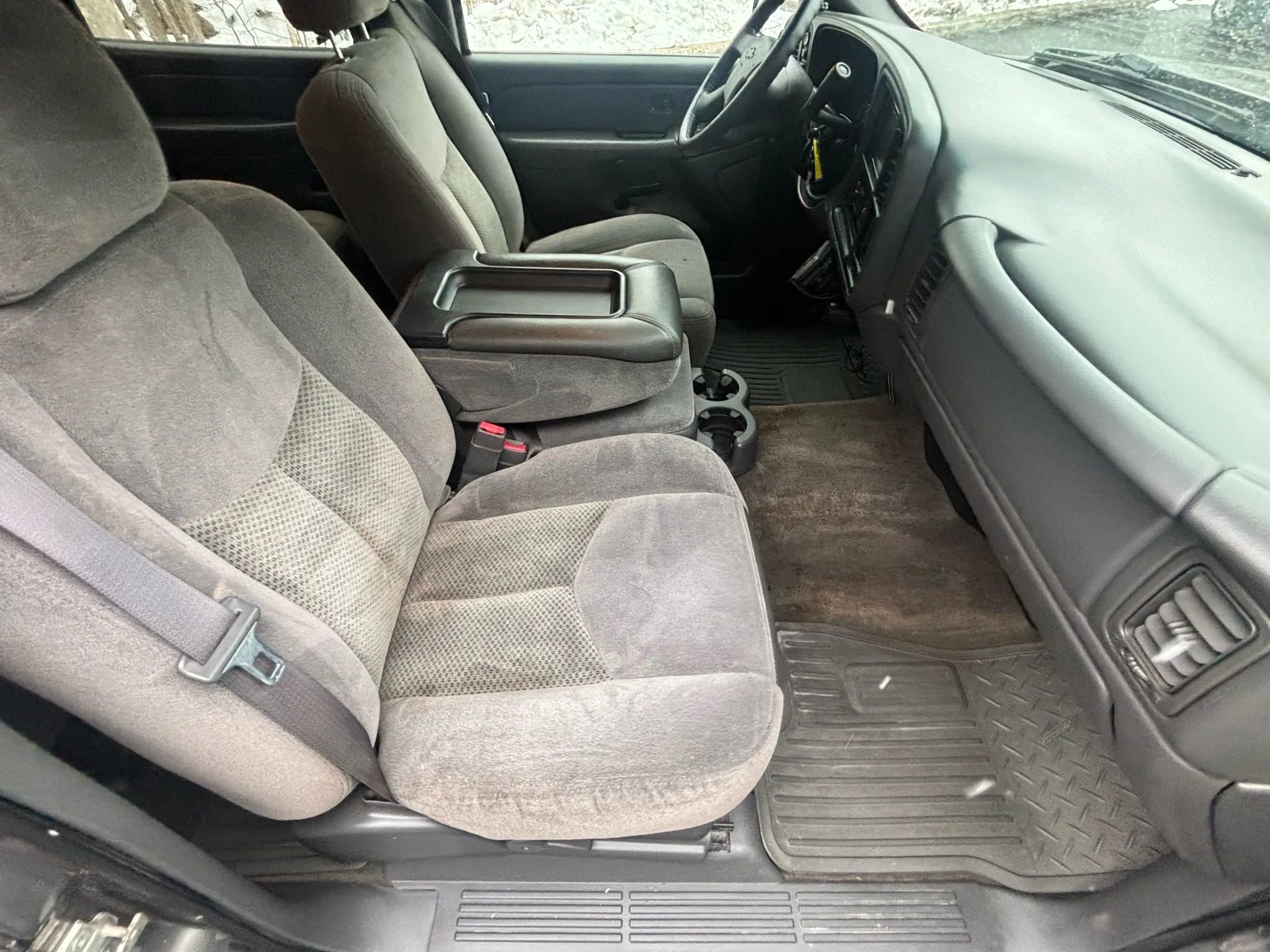 Used 2006 Chevrolet Silverado 1500 LT w/ Light Duty Power Package AWD/4WD image 19